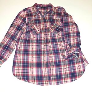 Long-Sleeved Plaid Top